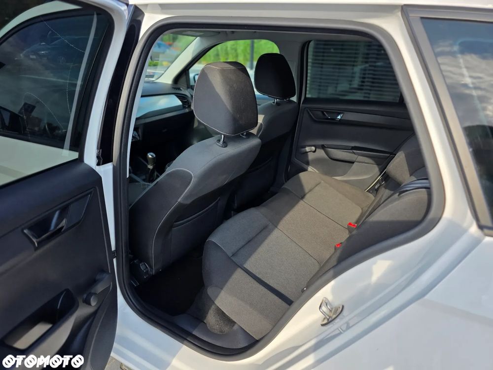 Skoda Fabia 1.0 TSI Ambition Plus - 25