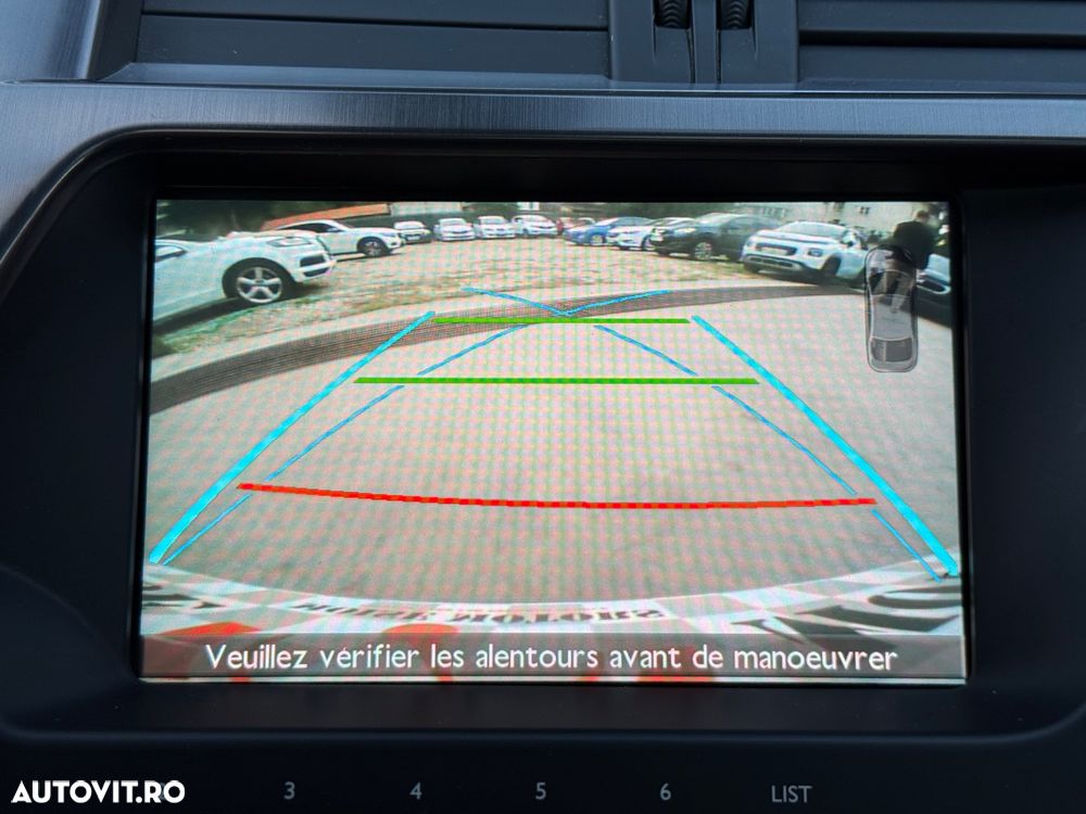 Citroën DS5 1.6 THP BVM6 Sport Chic - 8