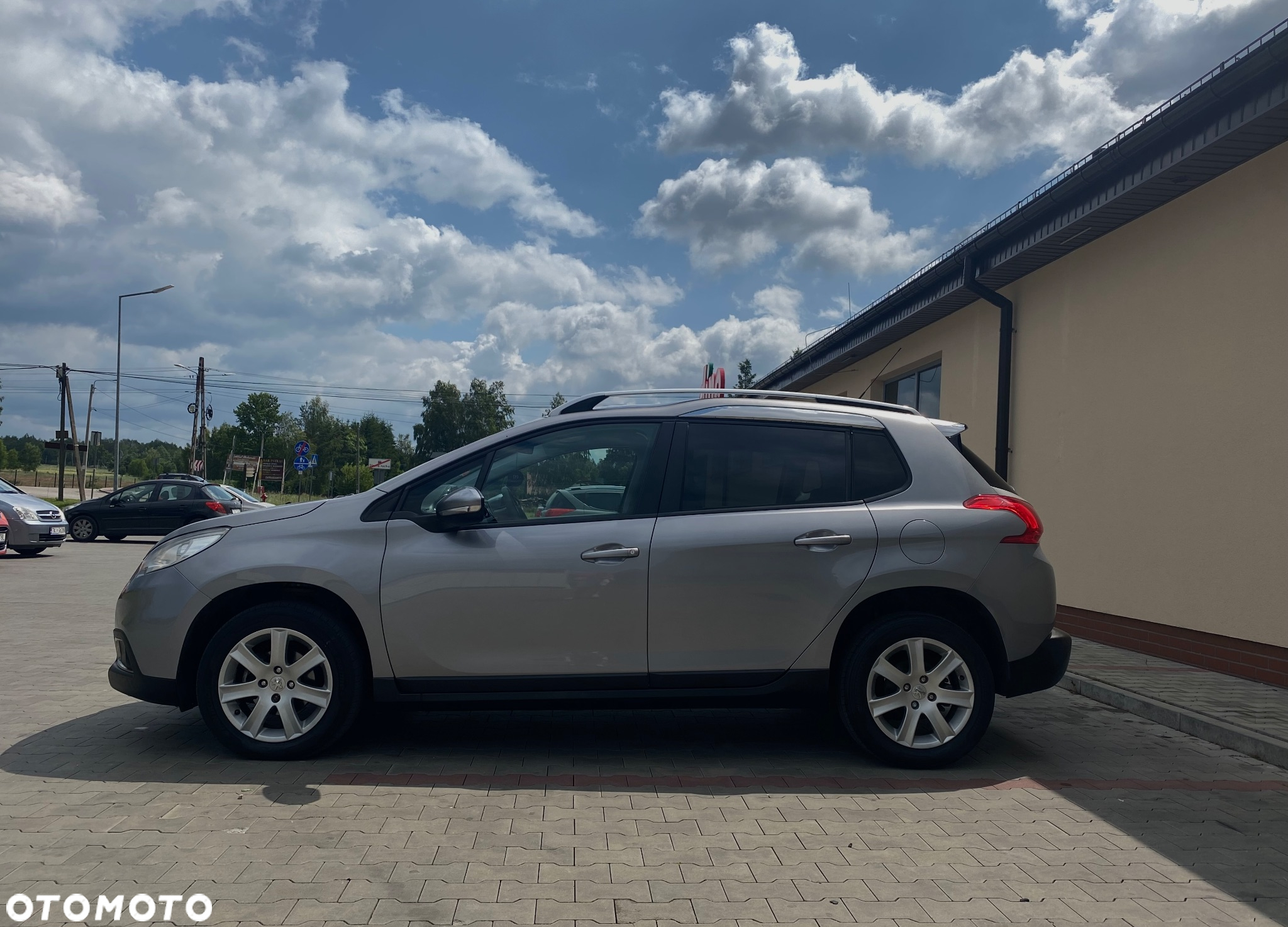 Peugeot 2008 - 5