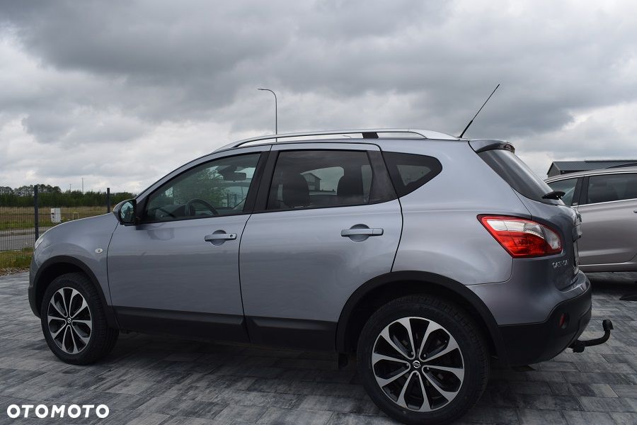 Nissan Qashqai 1.6 dCi 4 x 4 DPF Start/Stop tekna - 4