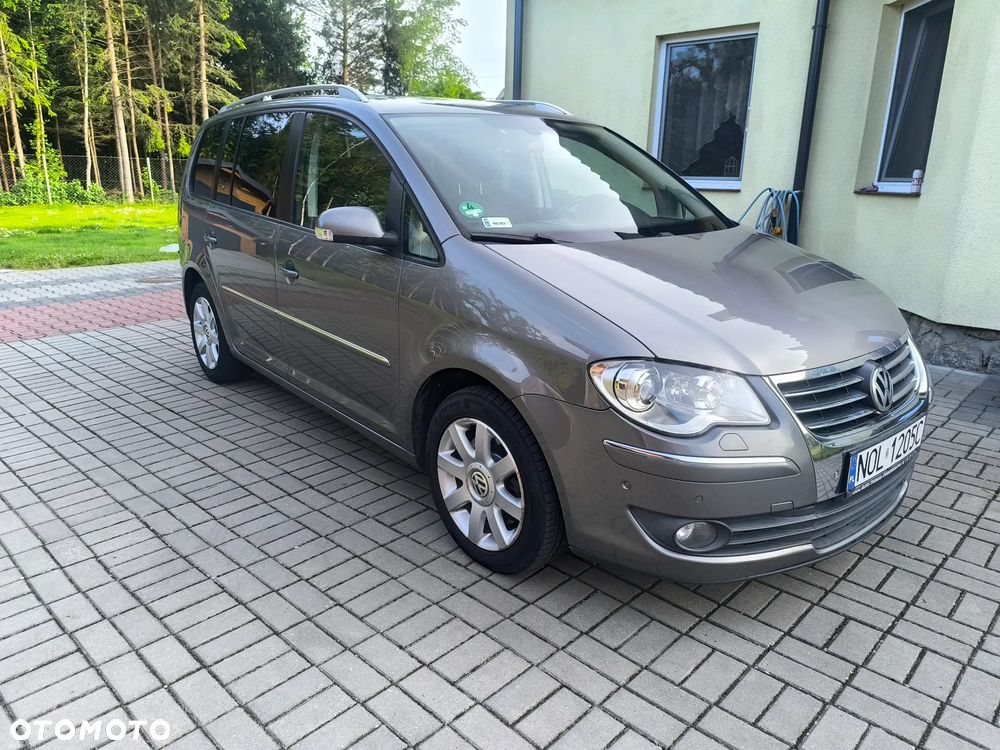 Volkswagen Touran 2.0 TDI DPF Trendline - 3