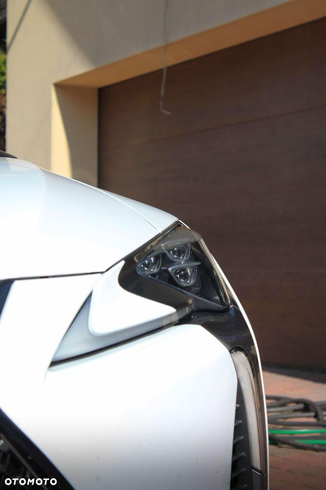 Lexus LC - 11