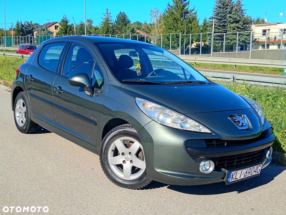 Peugeot 207 - 2