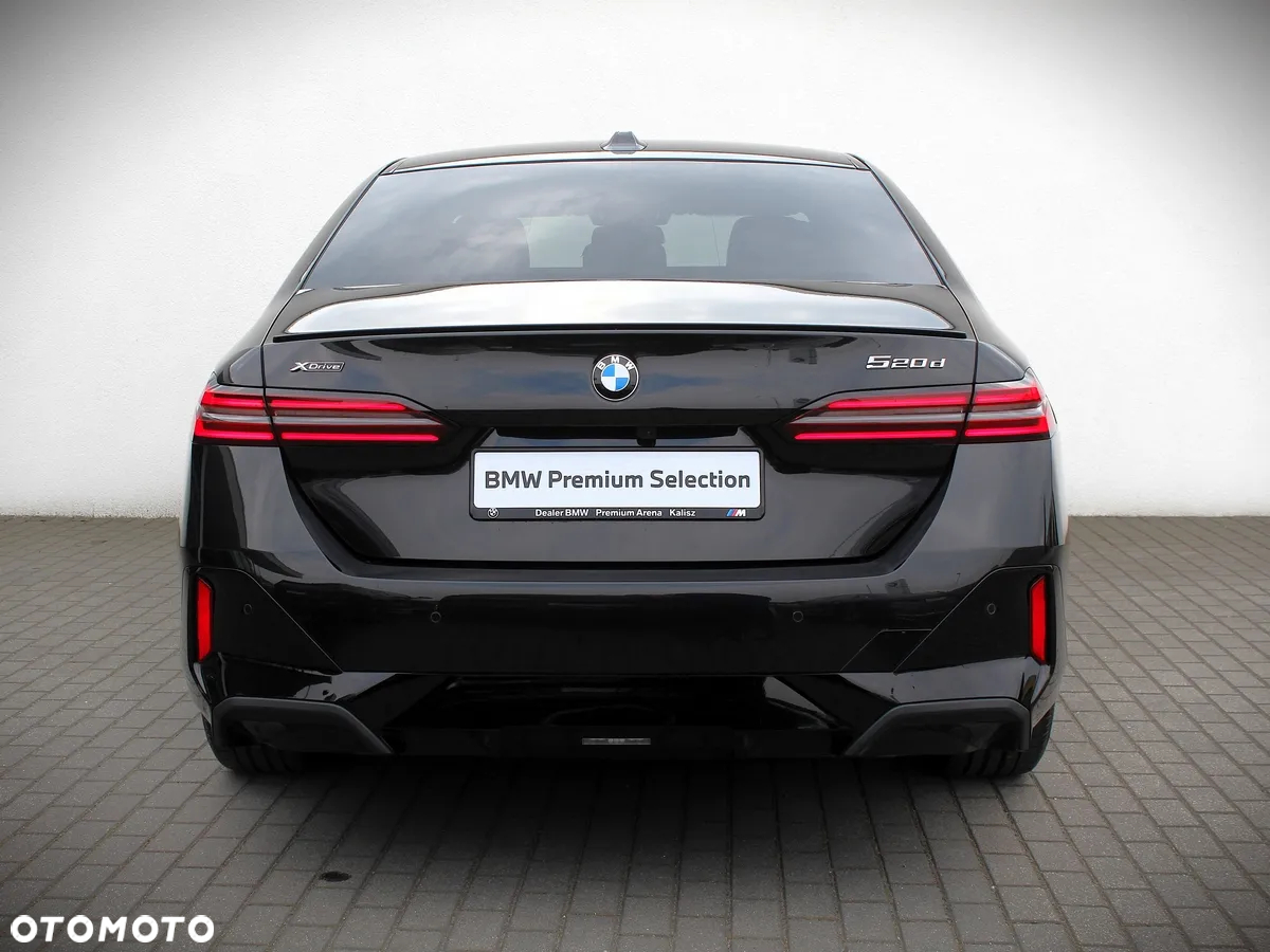 BMW Seria 5 520d xDrive mHEV M Sport - 6