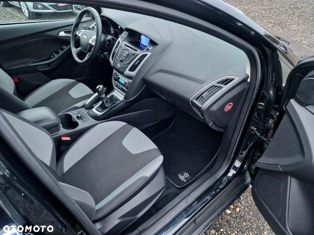 Ford Focus 1.6 TI-VCT Titanium - 19