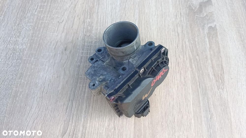 PRZEPUSTNICA POWIETRZA RENAULT CLIO III 3 1.2B 8200568712B - 1