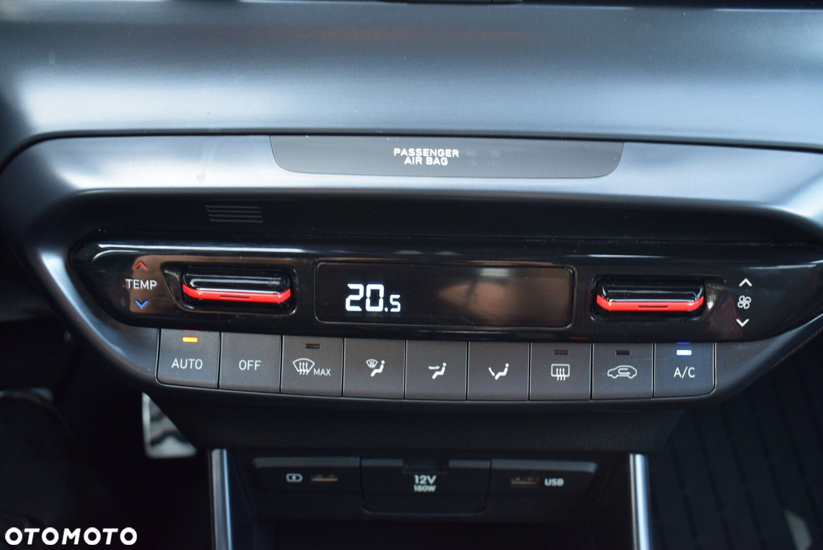 Hyundai i20 - 19