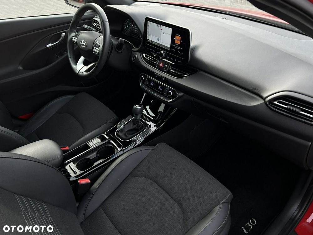 Hyundai i30 1.5 T-GDI 48V Smart DCT - 14
