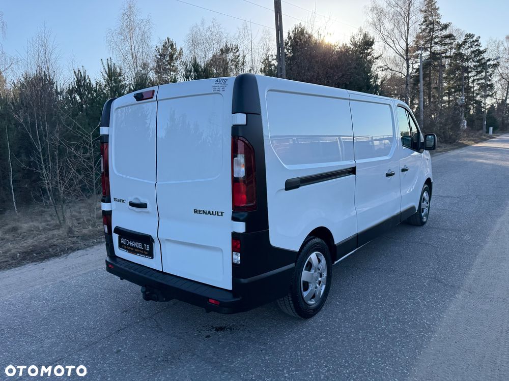 Renault Trafic - 12