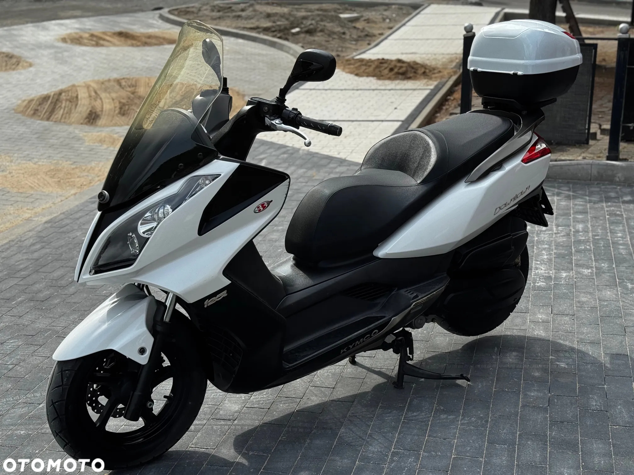 Kymco Downtown - 11