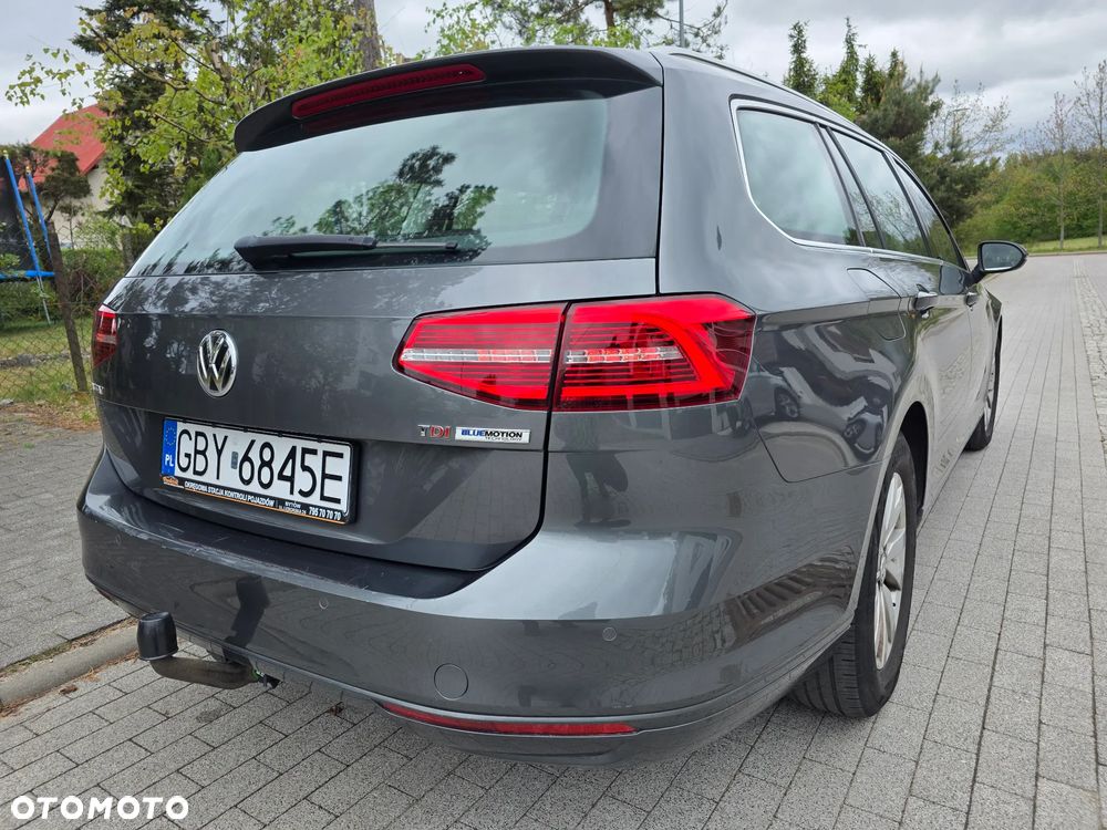 Volkswagen Passat 1.6 TDI (BlueMotion Technology) DSG Comfortline - 14