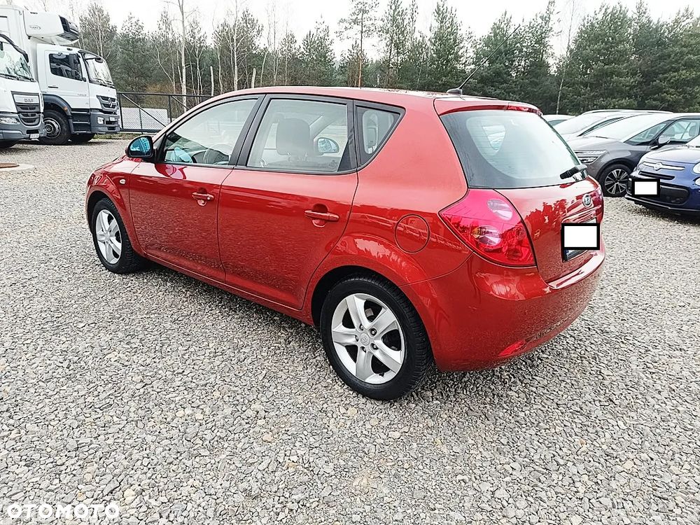 Kia Ceed 1.6 Optimum + - 7