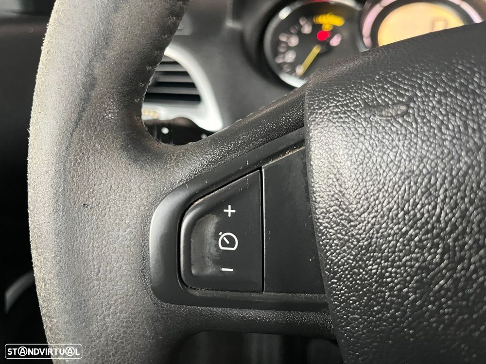 Renault Mégane Sport Tourer 1.5 dCi Comfort SS - 18