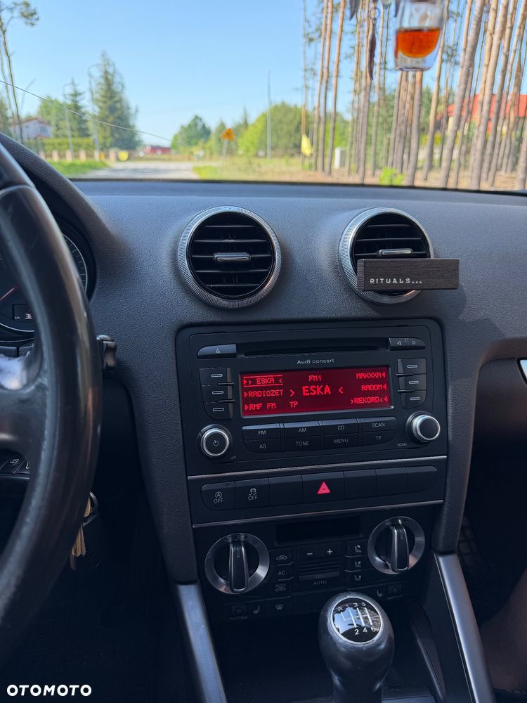 Audi A3 Sportback 2.0 TDI DPF Ambiente - 14