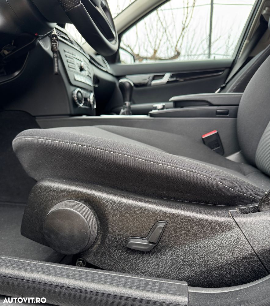 Mercedes-Benz C 200 CDI Estate - 9