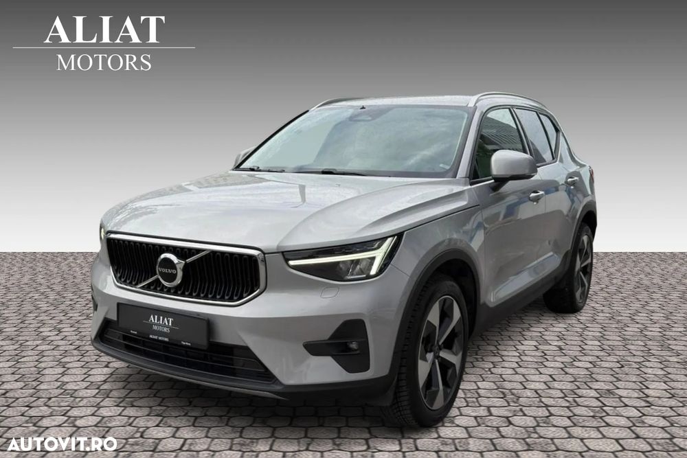 Volvo XC 40 B4 B AWD DKG Momentum Pro - 2