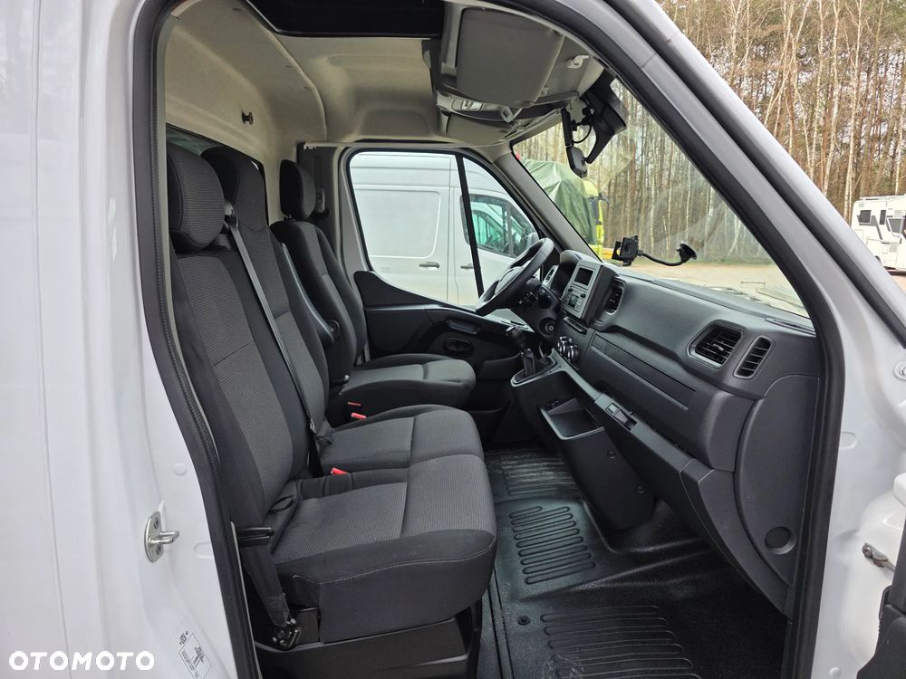 Renault Master Plandeka 8 EP - 12