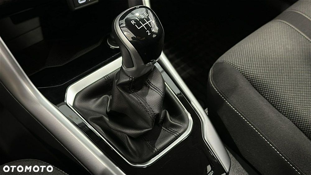 Volkswagen T-Roc - 18