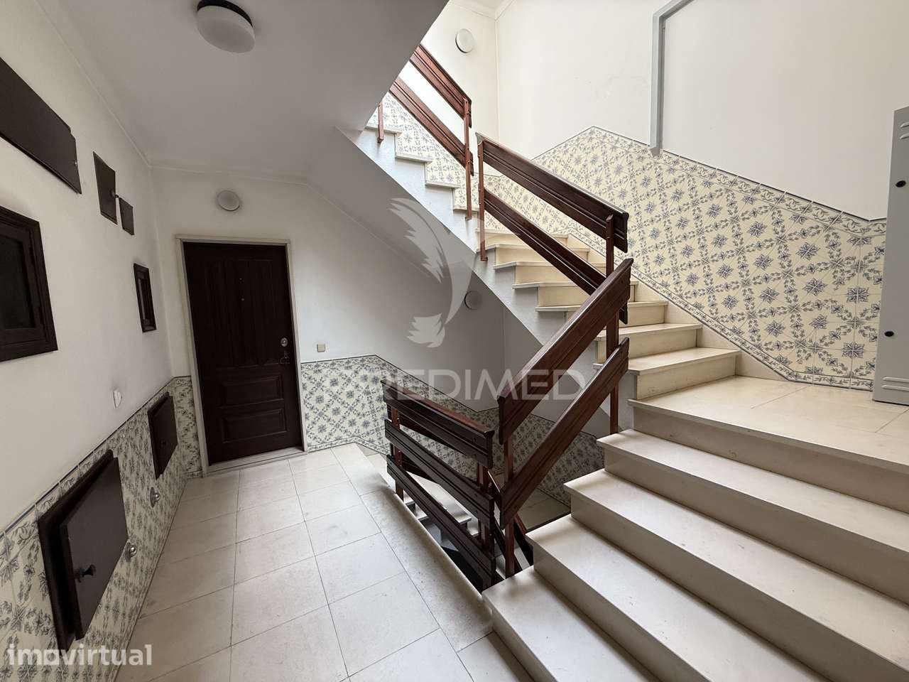 Oportunidade Única no Centro de Almeirim - Duas Casas Num Só Invest... - Grande imagem: 4/24