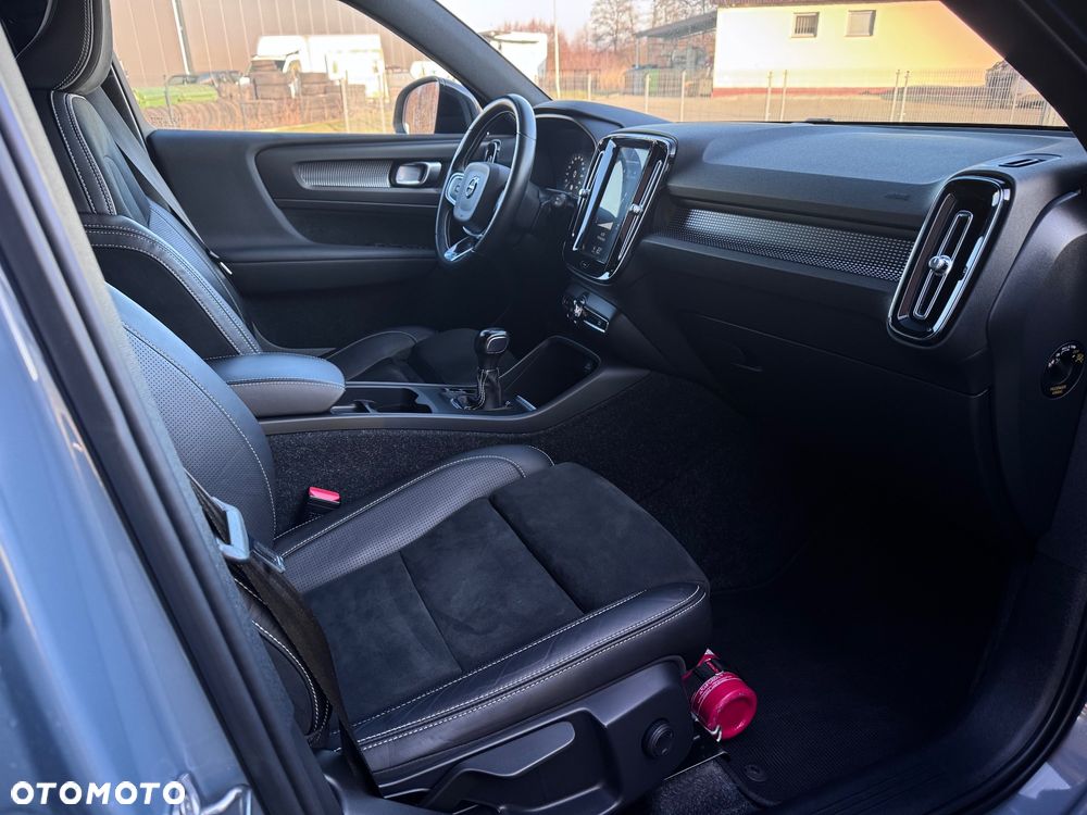 Volvo XC 40 D3 SCR R-Design - 7