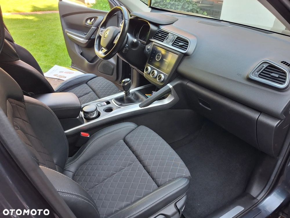 Renault Scenic ENERGY TCe 130 INTENS - 15