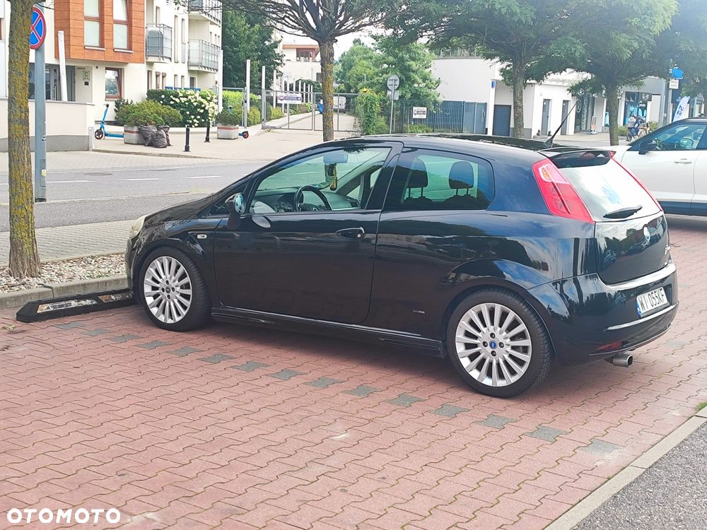 Fiat Grande Punto 1.9 Multijet 8V DPF Sport - 14