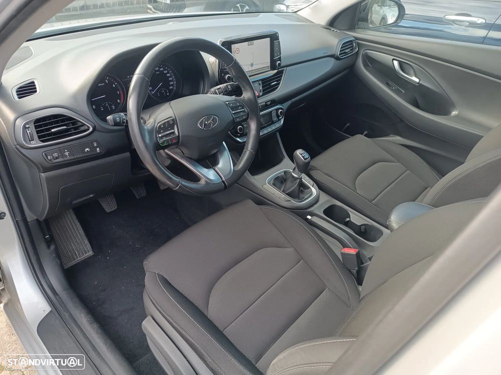 Hyundai i30 1.0 T-GDI Style Plus - 10