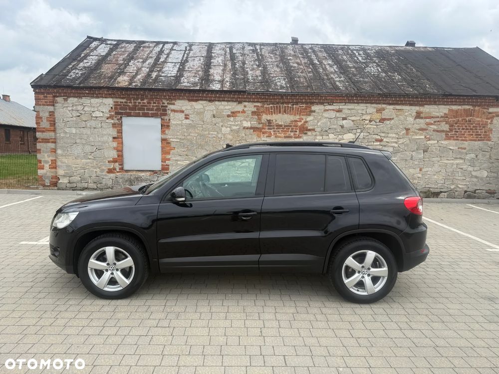 Volkswagen Tiguan - 2