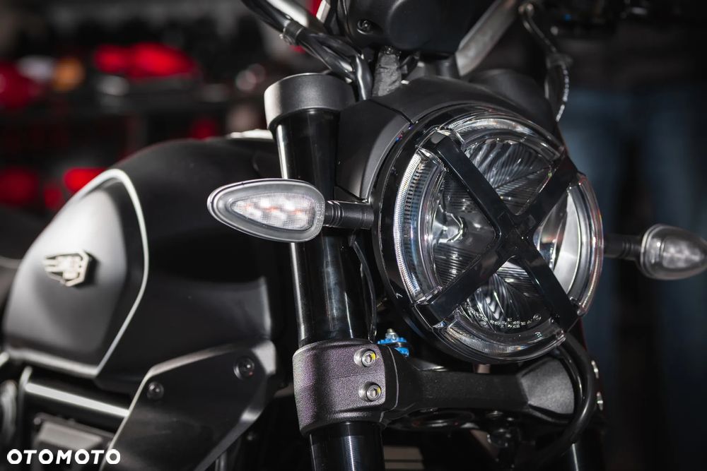 Ducati Scrambler - 8