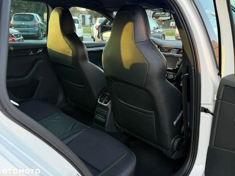 Skoda Octavia 2.0 TDI RS DSG - 22