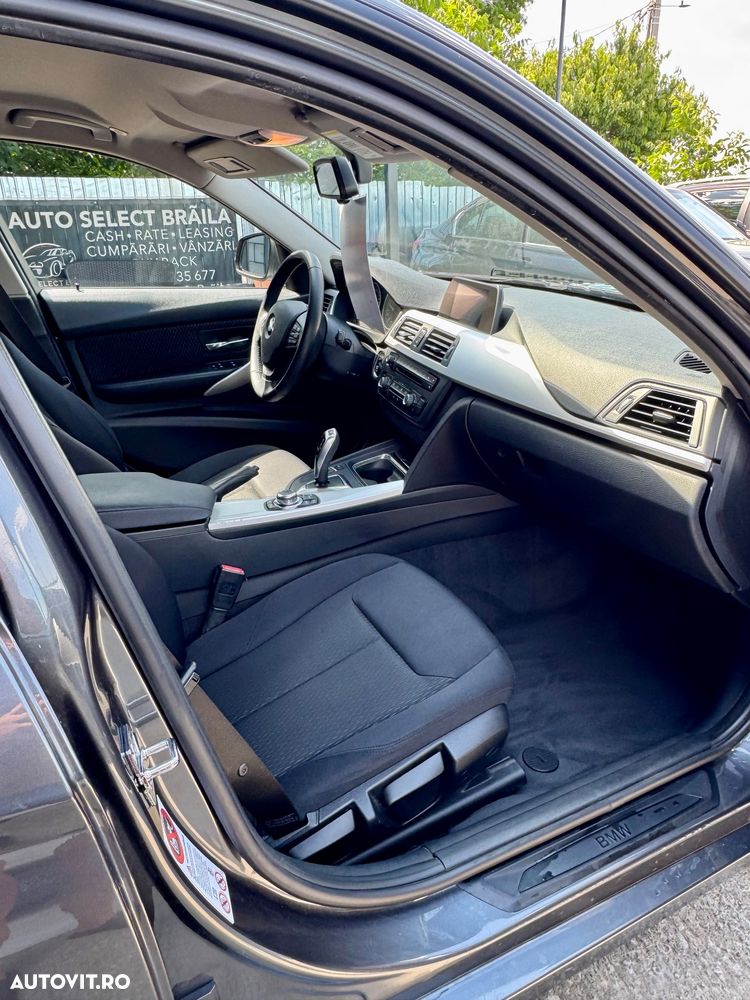 BMW Seria 3 - 12