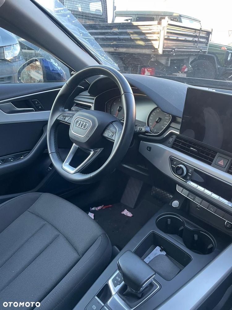 Audi A4 Avant - 13