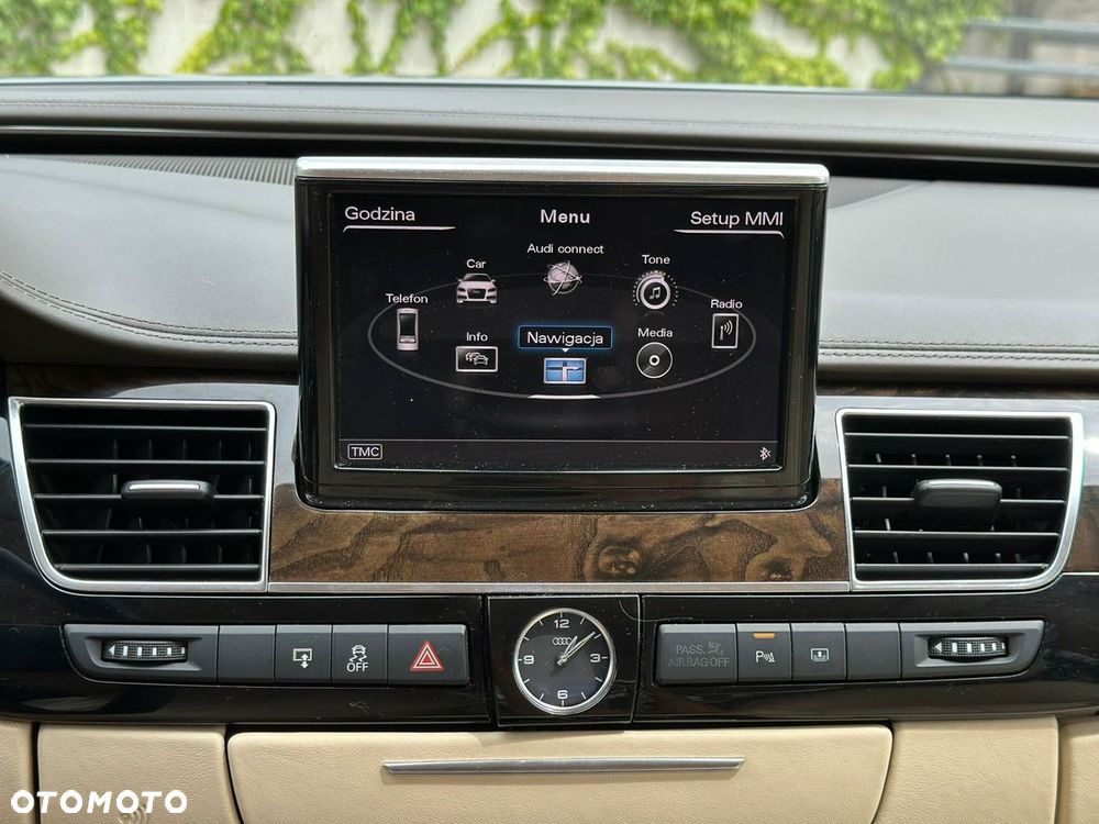Audi A8 - 36