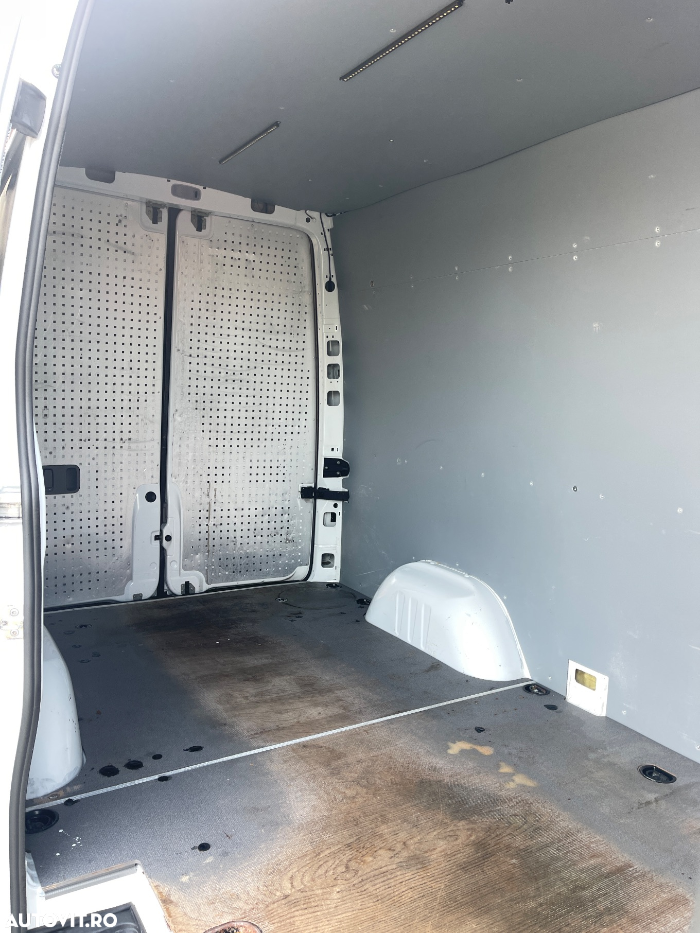 Mercedes-Benz Sprinter 316CDI MEDIU - 17