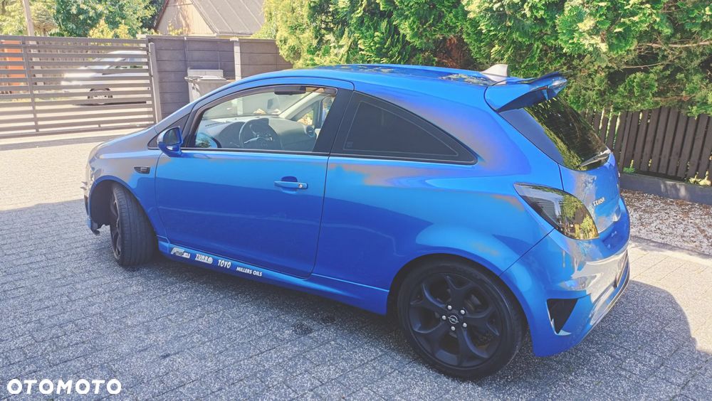 Opel Corsa 1.6T OPC - 2