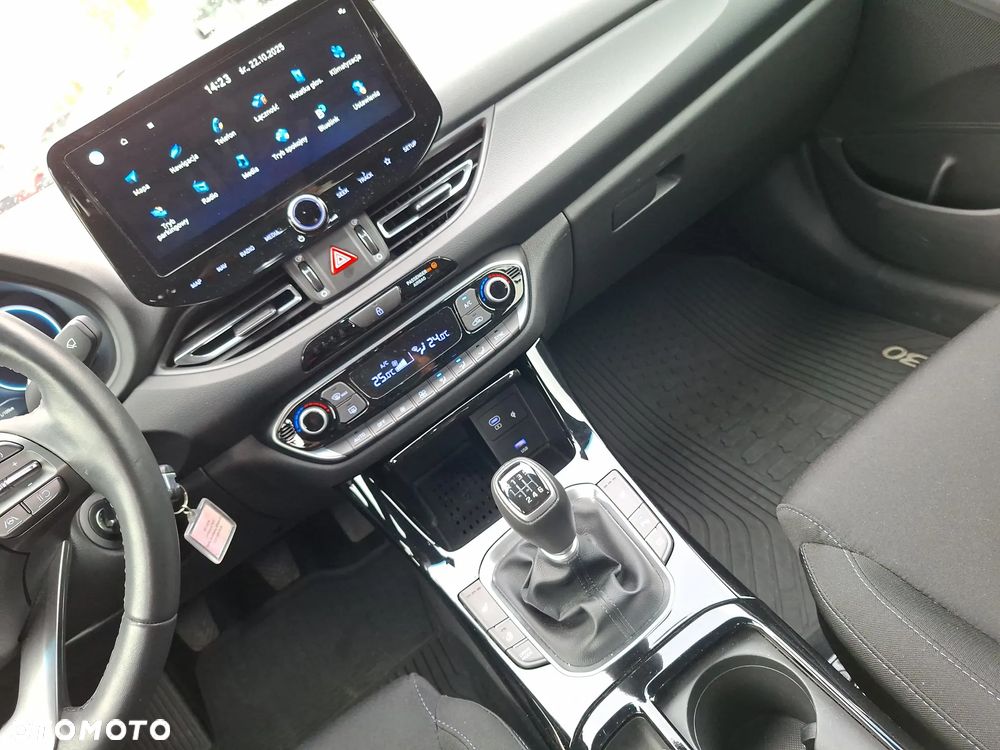 Hyundai i30 1.5 T-GDI 48V Smart - 15