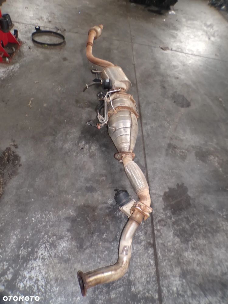 Kompletny układ wydechowy DPF Katalizator Isuzu NPR NQR N35 Grafter 3.0 2014r. - 3