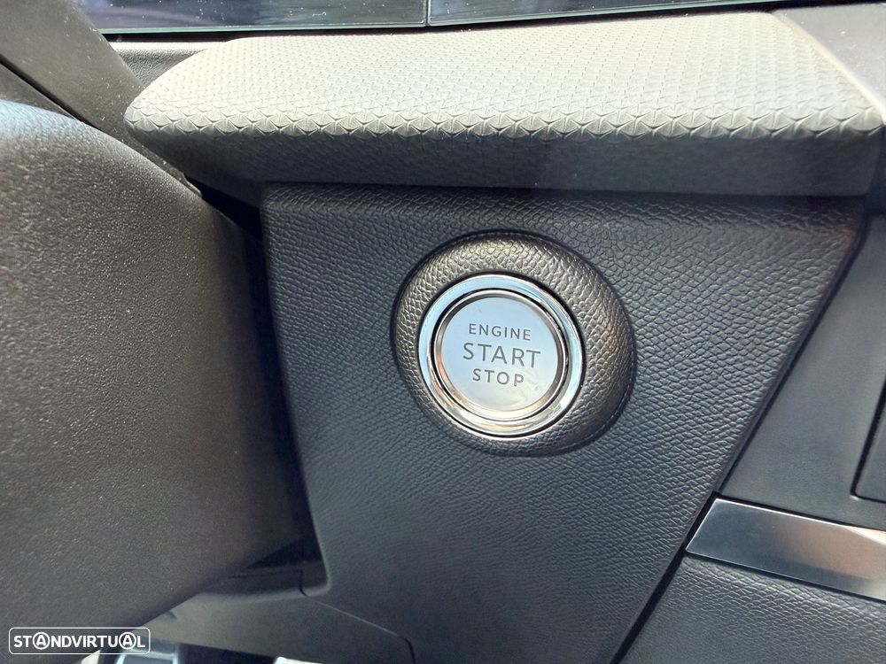Opel Astra 1.2 T GS - 27