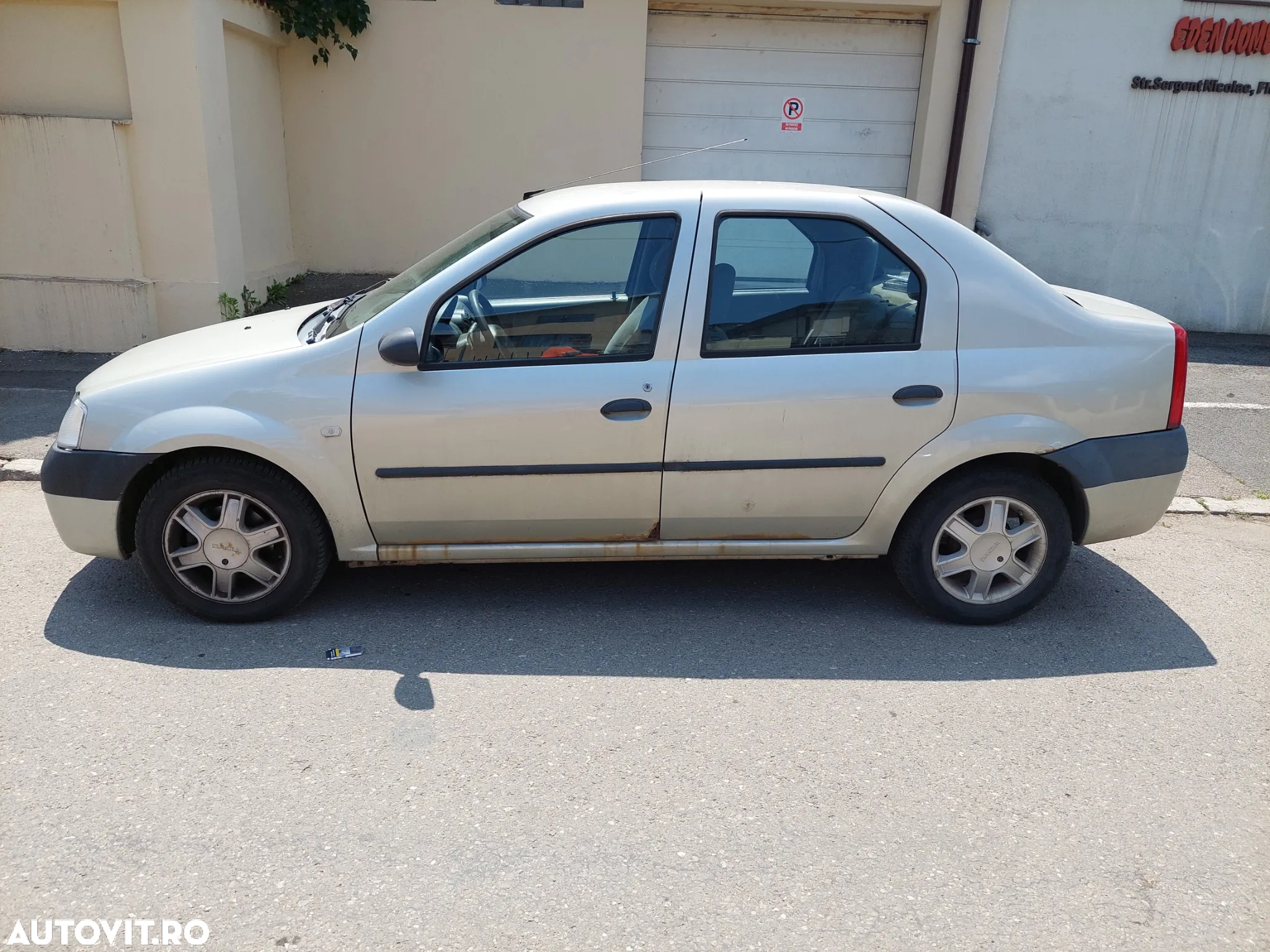 Dacia Logan 1.6 MPI Laureate - 3