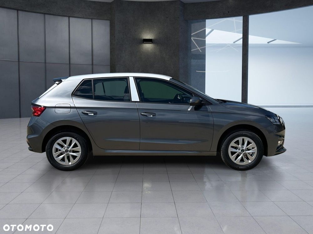 Skoda Fabia - 10