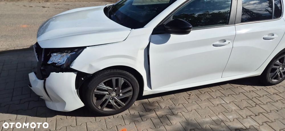 Peugeot 208 1.5 BlueHDi Allure Pack S&S - 9