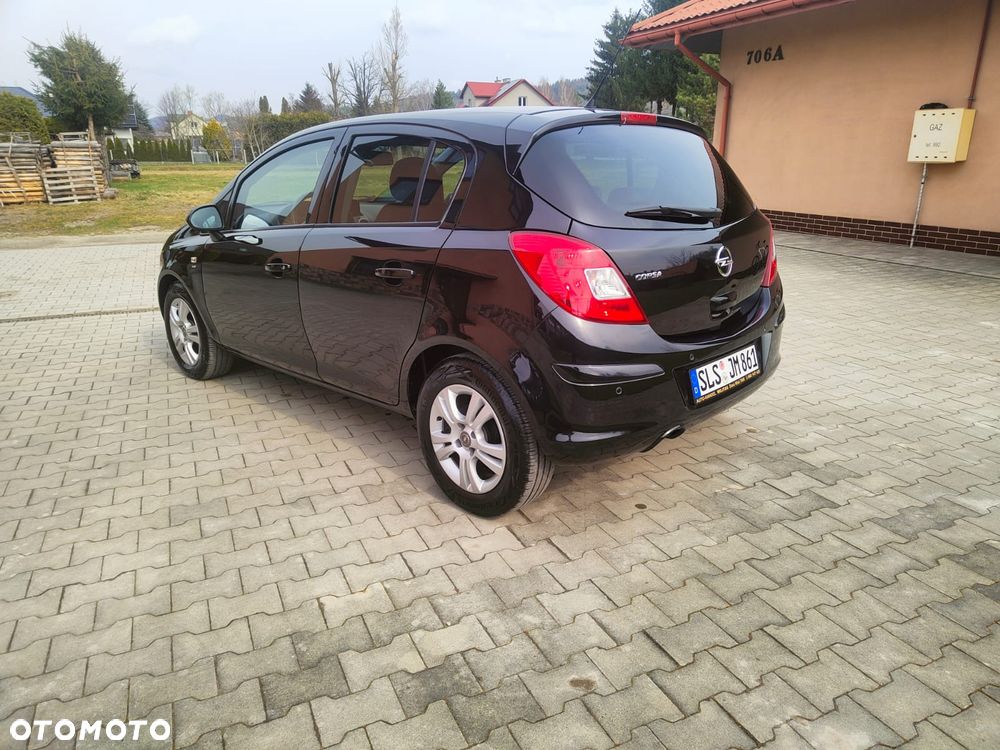 Opel Corsa 1.4 16V Energy - 12