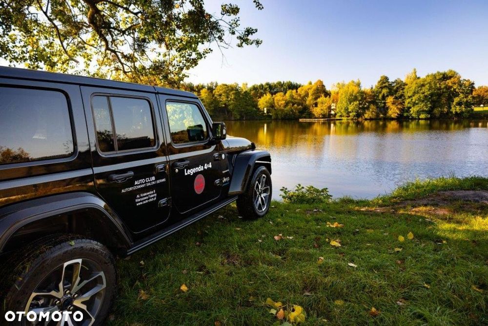 Jeep Wrangler - 8