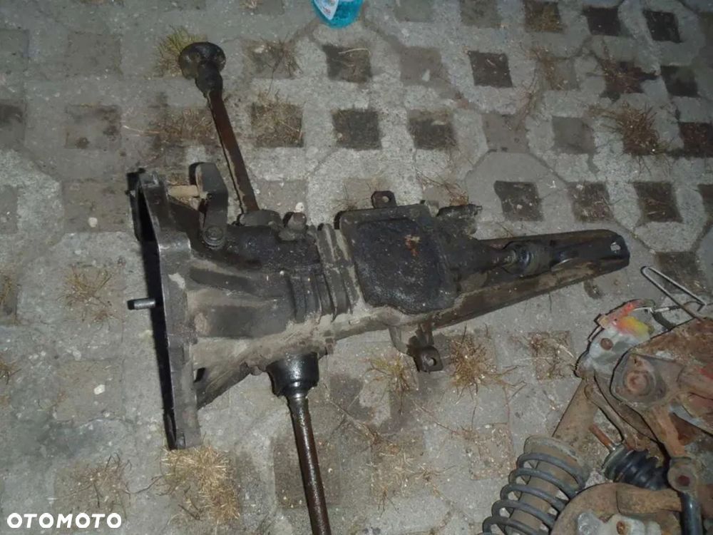 skrzynia biegów korpus dekiel półoś wałek główny mechaniz róznicowy fiat 126p maluch unikat z takim przebiegiem - 2