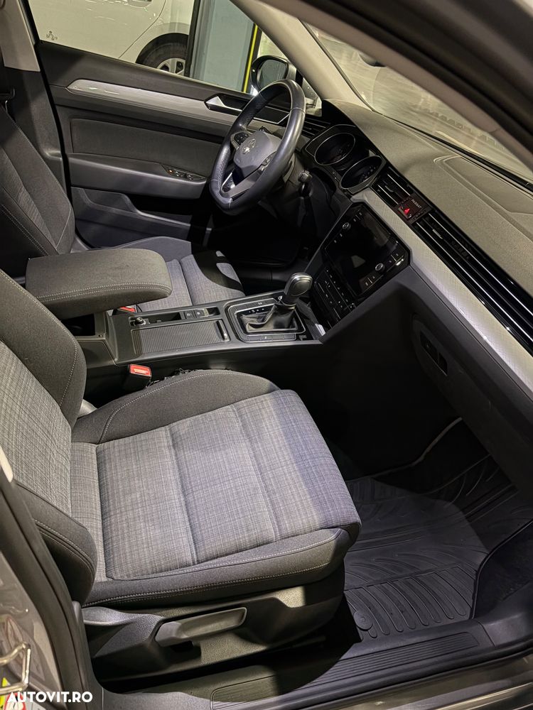 Volkswagen Passat - 9