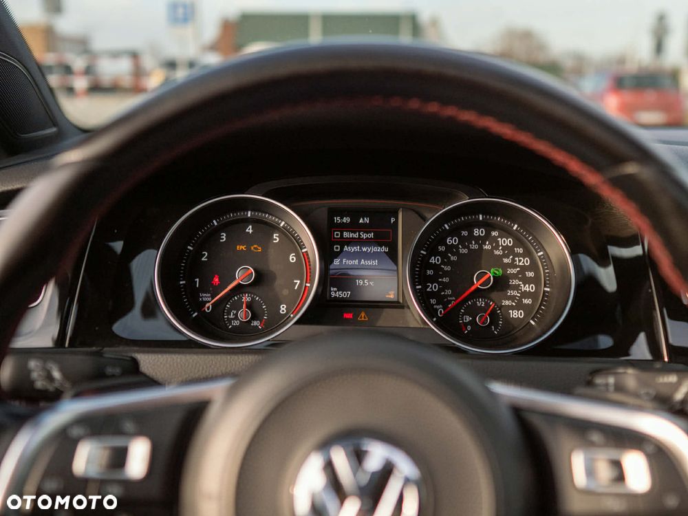 Volkswagen Golf GTI Performance BlueMotion Technology DSG - 18