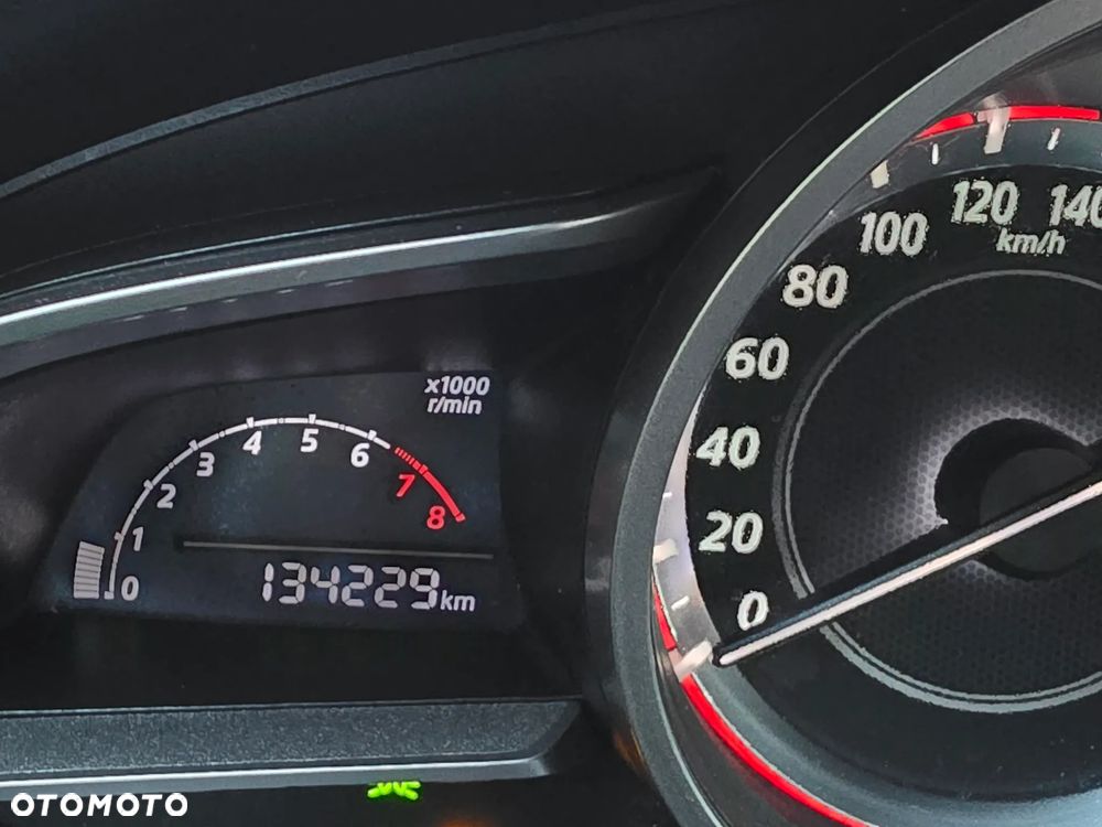 Mazda 3 SKYACTIV-G 120 NAKAMA - 9