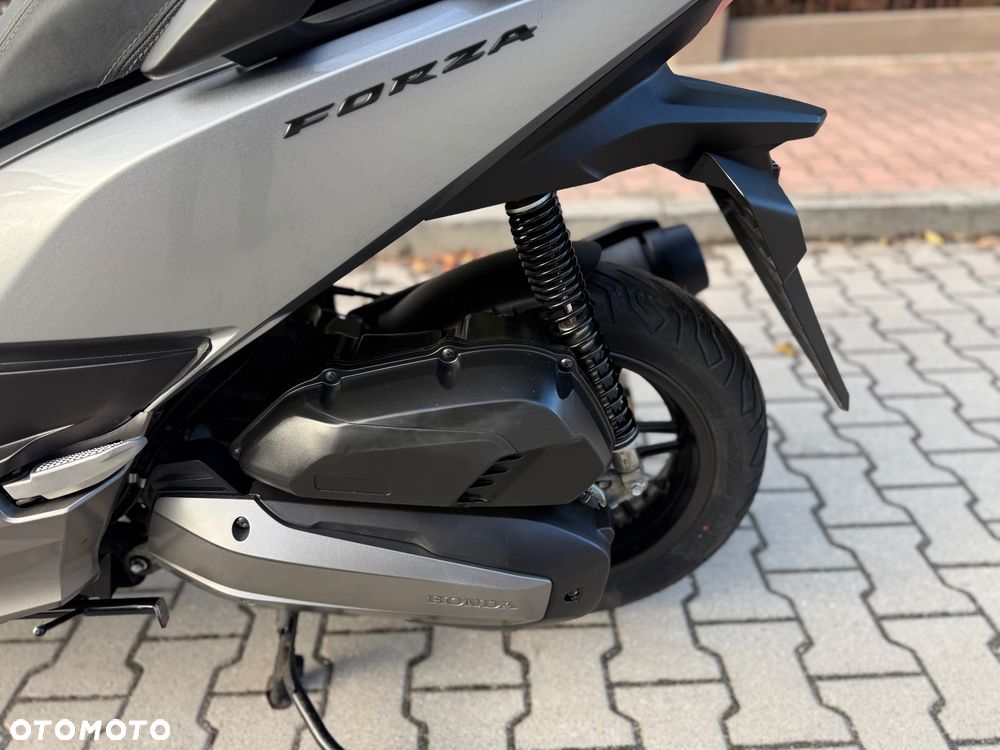 Honda NSS - 24