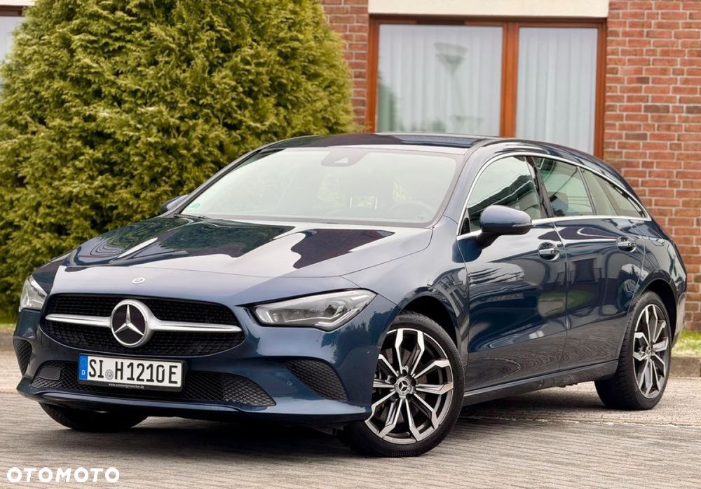 Mercedes-Benz CLA 250 e 8G-DCT Special Edition - 8