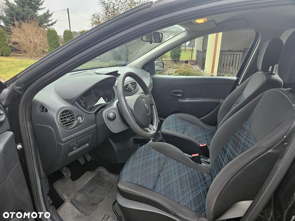 Renault Clio - 5